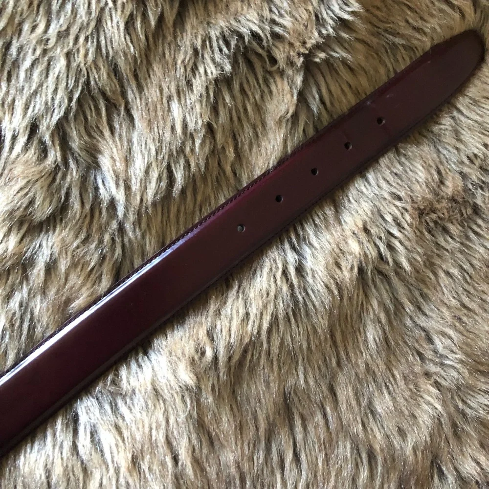 Coach reddish brown polished cowhide leather belt 42x105 cm